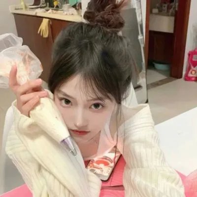 贱女人 海报